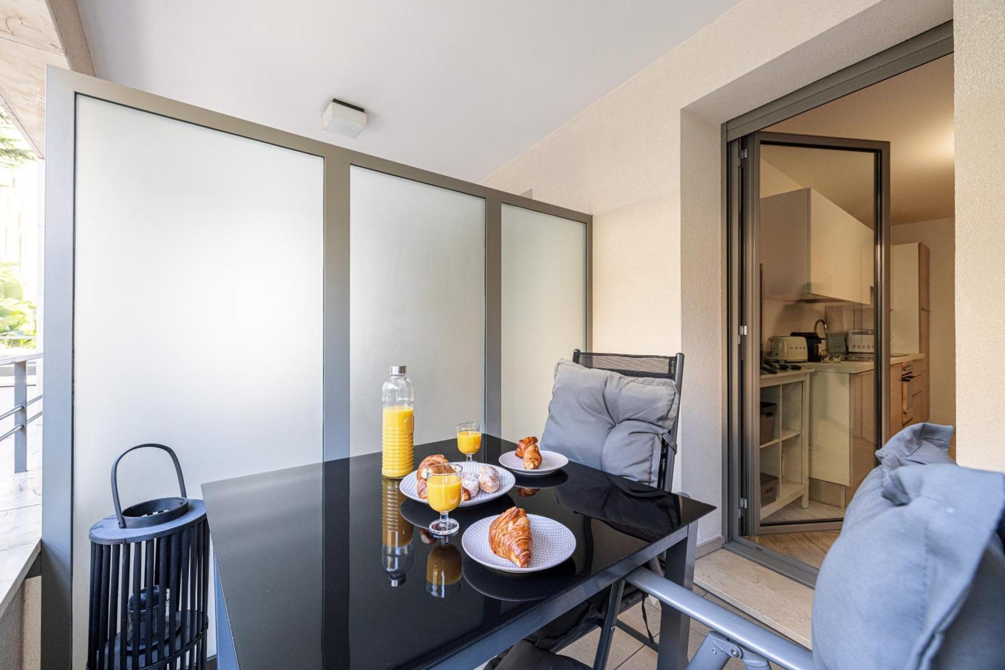 Studio Centre Terrasse Climatisation 50M Plage Menton Exterior photo